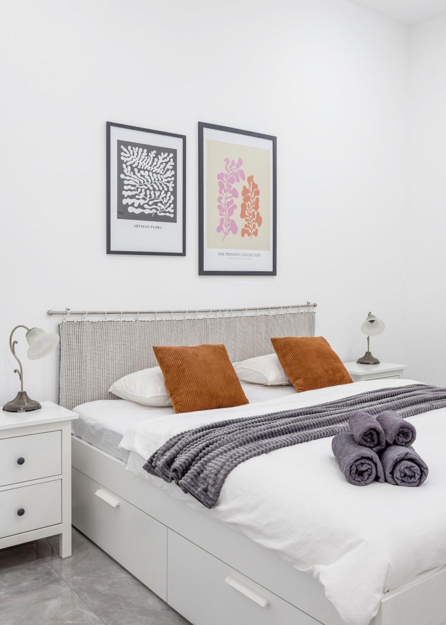 Skyline Serenity Retreat @Vaci Most Famous Street Budapest Ngoại thất bức ảnh